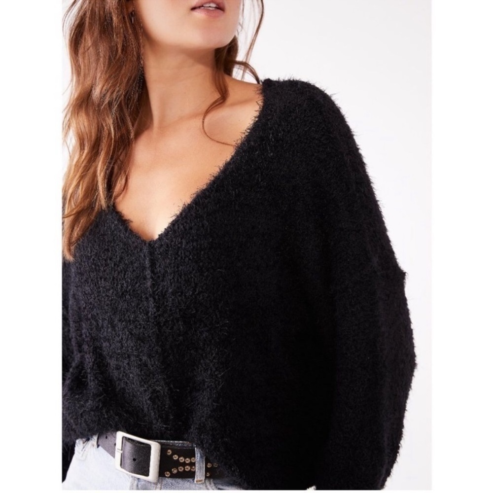 Free People Princess V-Neck Sweater in Black Medium